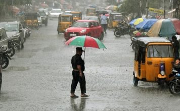 Chance of heavy rain in 11 districts in Tamil Nadu today!-oneindia news