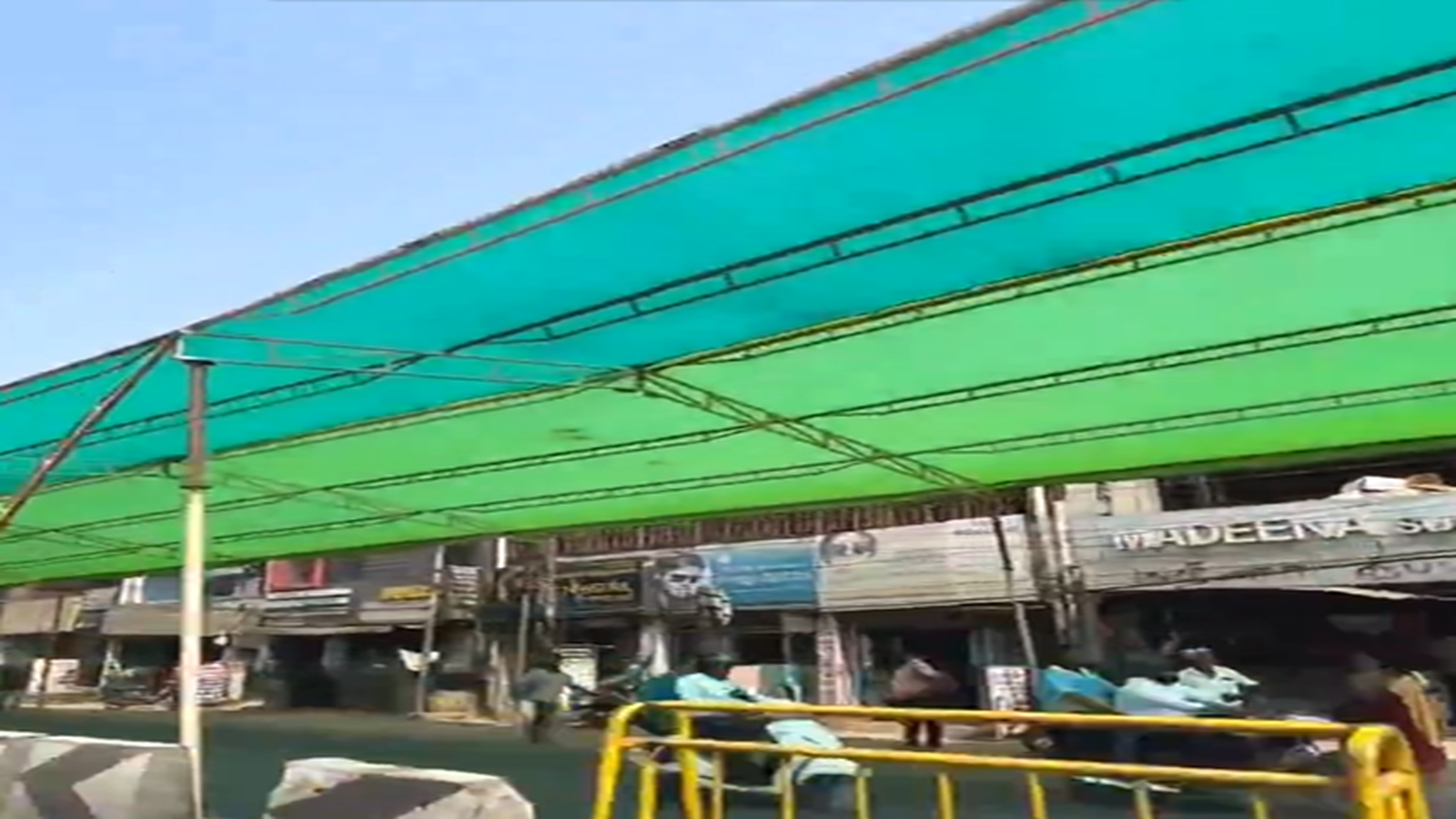 Coimbatore Green Shades, Big event in 2 more days - Shades thrown away - Rain that scared the people of Coimbatore!  - green shades are damaged due to heavy rain in coimbatore-oneindia news