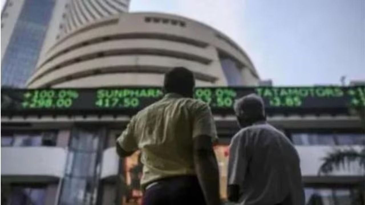 Housing finance stocks rise;  Sensex down 62 points-oneindia news