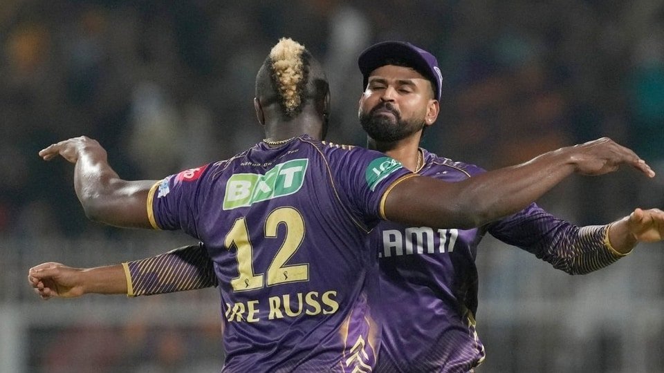 Kolkata team is great after defeating Mumbai team!-oneindia news