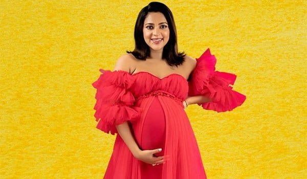 Precious pregnancy journey… Amala Pal thanks her husband…-oneindia news