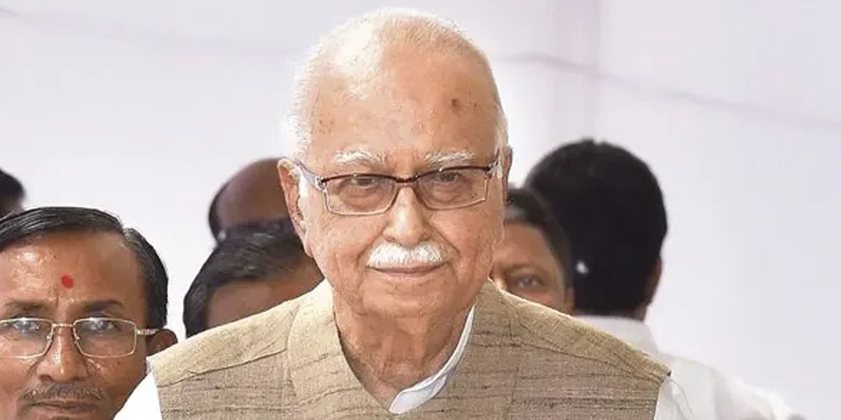 Hospitalized LK Advani discharged.!-oneindia news