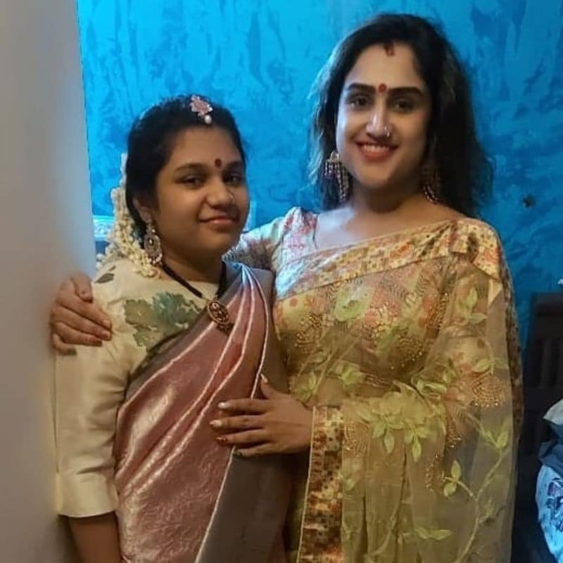 What happened to Vanitha's second daughter..!  Do you know where he is now?  The information said by Vanita herself..!-oneindia news