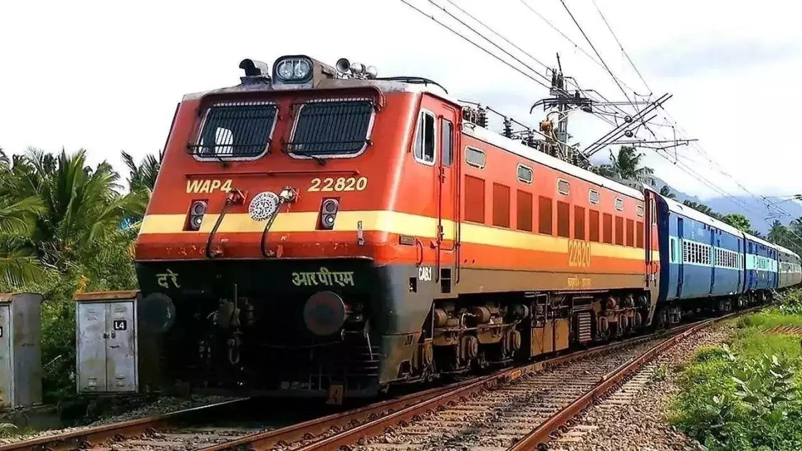 Good news for travelers!  Weekly special train extension to Gujarat!  - weekly special train service from madurai trichy to gujarat extended-oneindia news